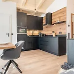 Apartment Falken 6 *
