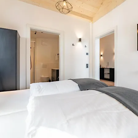 Falken 6 Apartamento *